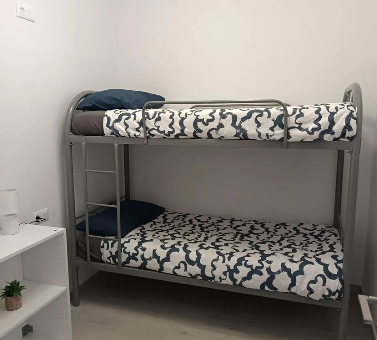 Amazing Doble Beedroom Apartment アデヘ